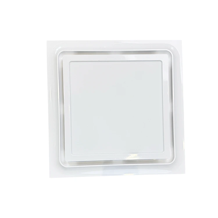 Kattotuuletin valolla